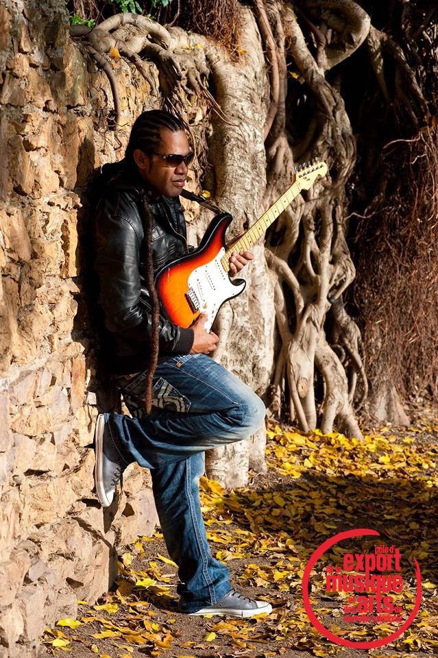 Ykson auteur-compositeur et interprète Ykson